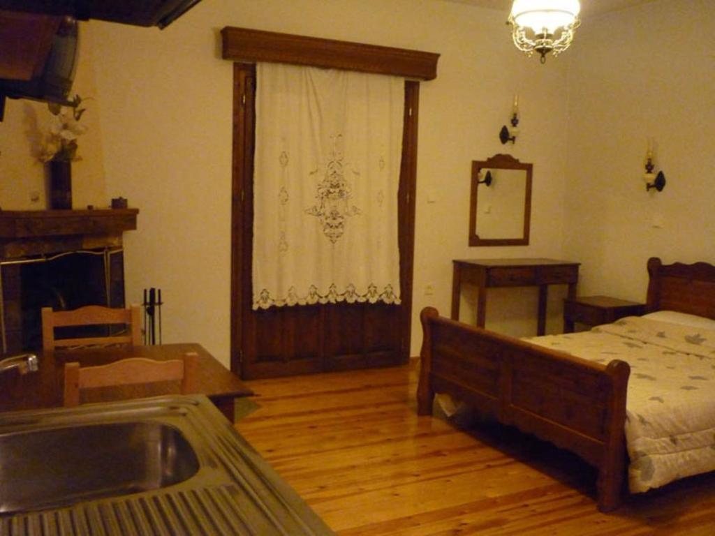 Archontiko Christodoulou Aparthotel Vronterón Kültér fotó