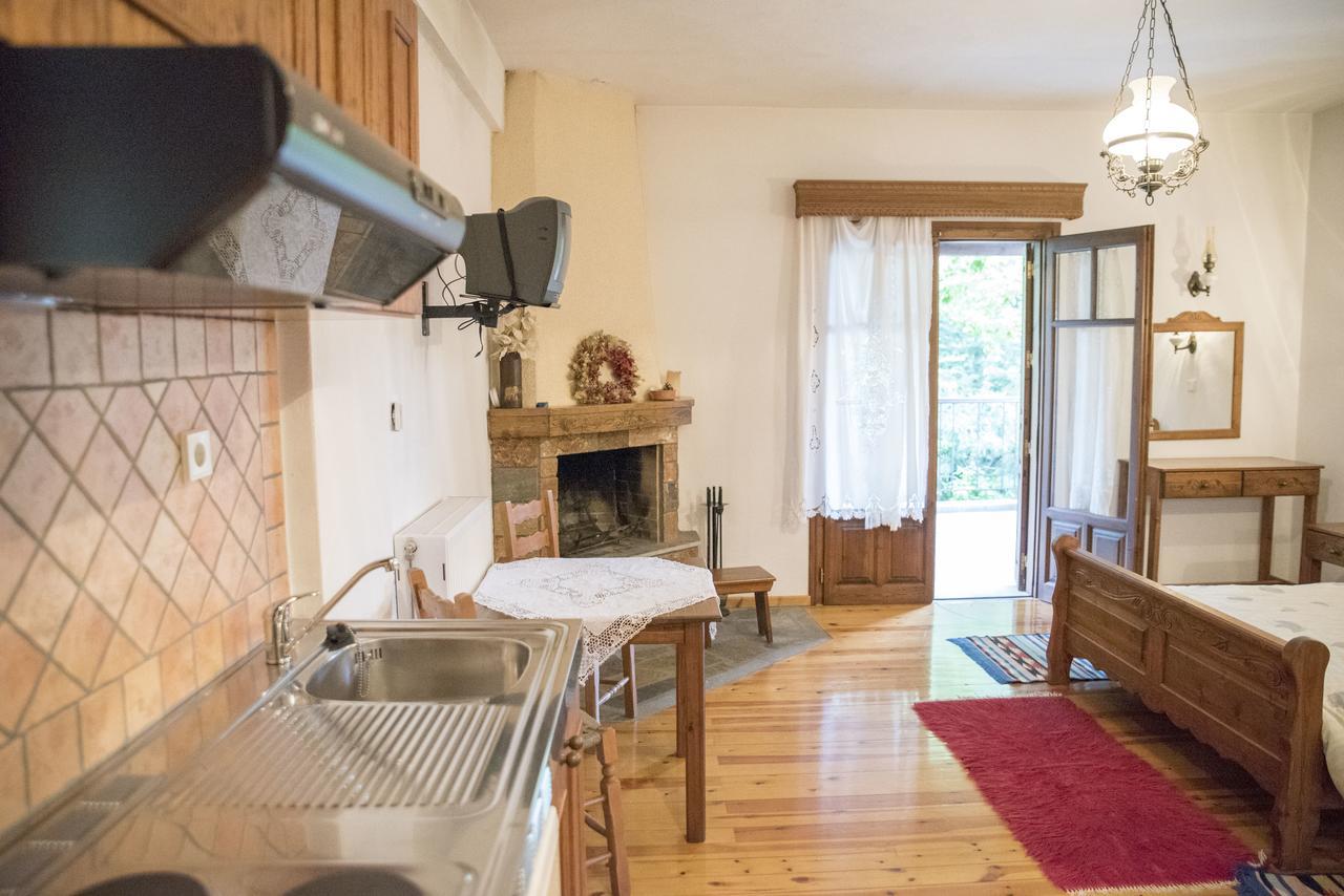 Archontiko Christodoulou Aparthotel Vronterón Kültér fotó